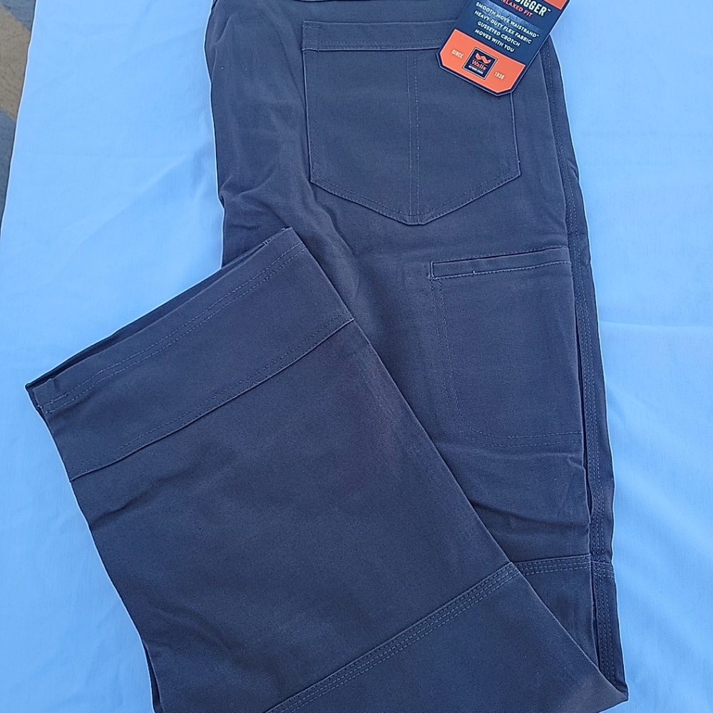 Walls Ditchdigger Work Pants. GRAY. Double Knee, cell pocket, relaxed fit.